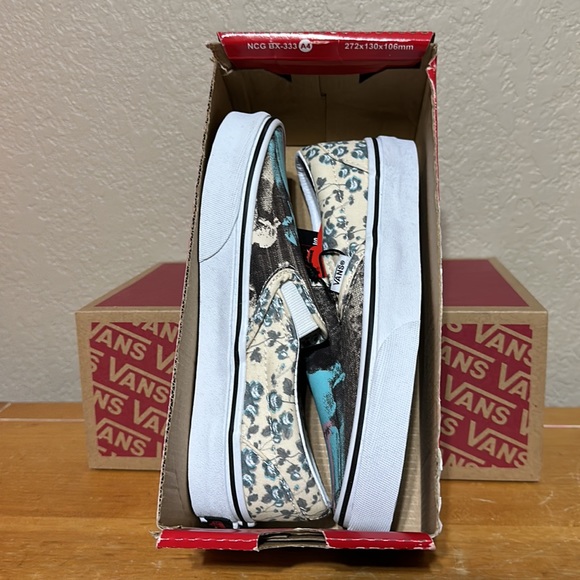 Vans Classic slip on House of Terror The Shinning collection women’s size 5.5 - Picture 10 of 11